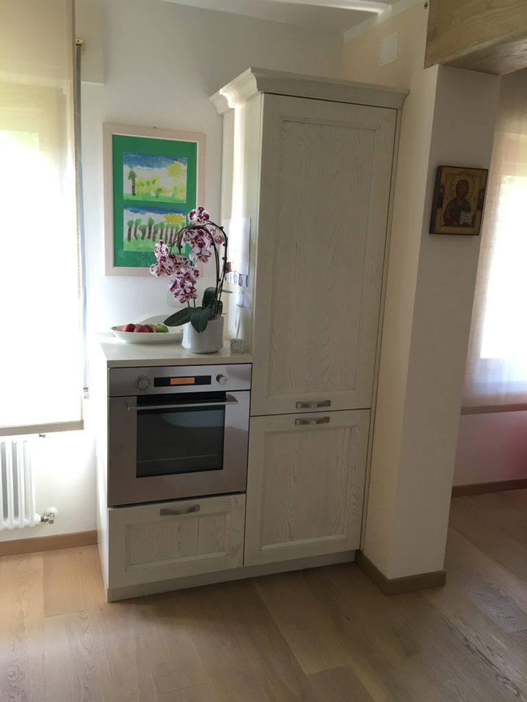 Alano di Piave Cucina modello Village - Arredamenti Stanza per Stanza Montebelluna