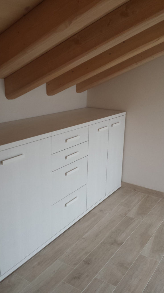 Elementi su misura in rovere bianco - Spagnol Mobili